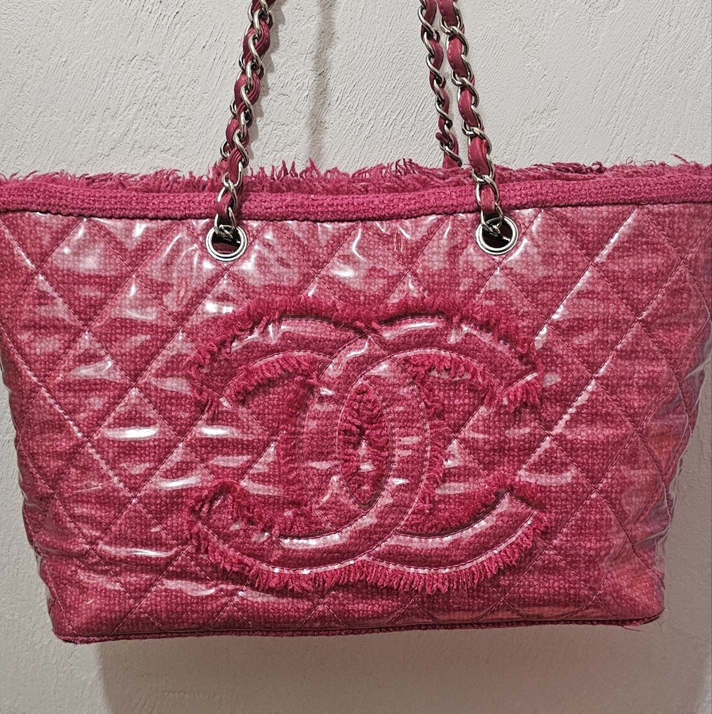 Chanel Tote Bag